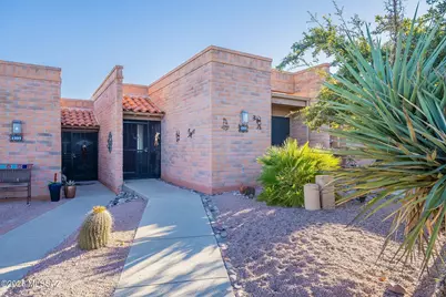 1393 W Desert Hills Drive, Green Valley, AZ 85622 - Photo 1