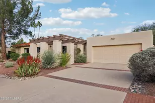 3710 N River Canyon Rd, Tucson, AZ 85750 - Photo 2