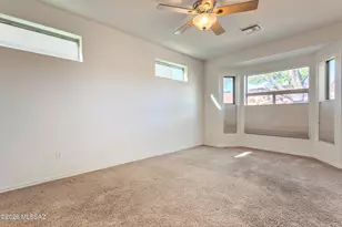 686 W Shadow Wood St, Green Valley, AZ 85614 - Photo 12