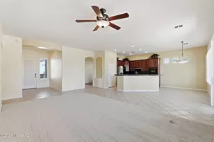 13066 N Kenosha Bluff Dr, Marana, AZ 85658 - Photo 4