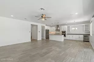 10198 E Boulder Hop Trl, Tucson, AZ 85747 - Photo 10