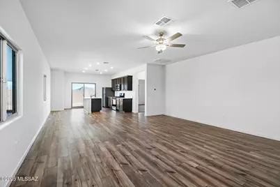 7613 S Starrush Drive, Tucson, AZ 85757 - Photo 4