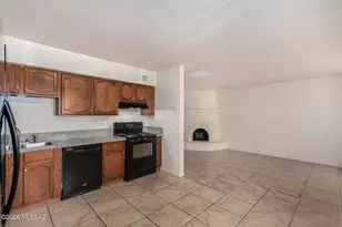 1917 W La Osa Dr, Tucson, AZ 85705 - Photo 10