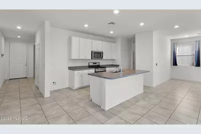 7996 S Golden Bell Drive, Tucson, AZ 85747 - Photo 8