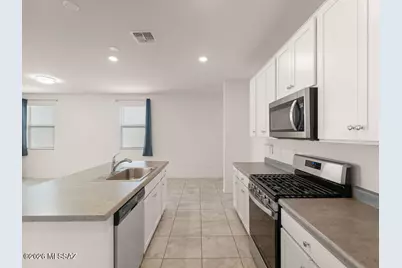 7996 S Golden Bell Drive, Tucson, AZ 85747 - Photo 14