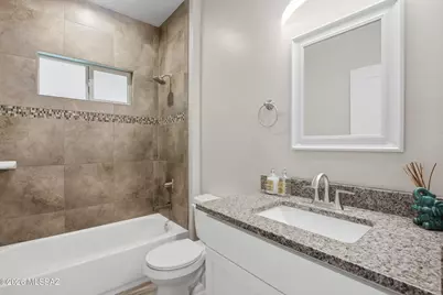 173 E Stone Court, Tucson, AZ 85705 - Photo 18