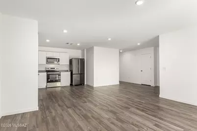 9933 W Concordia Drive, Arizona City, AZ 85123 - Photo 10
