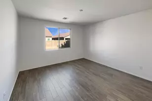 11104 W Dawnlight Dr, Marana, AZ 85653 - Photo 4