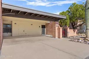 5521 N Arroyo Grande Dr, Tucson, AZ 85718 - Photo 1