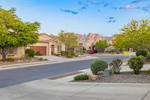 13215 N Stonecrop Ln, Oro Valley, AZ 85755 - Photo 4