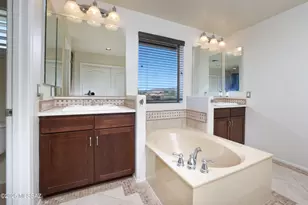 12269 N Whistling Wind Ave, Marana, AZ 85658 - Photo 34