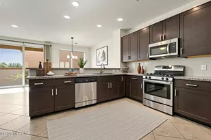 2843 N Silkie Pl, Tucson, AZ 85719 - Photo 14