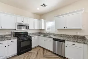 8267 W Babbitt Ct, Tucson, AZ 85757 - Photo 6