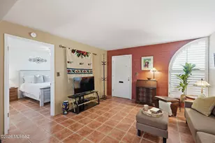 386 S La Canada Dr, Green Valley, AZ 85614 - Photo 12