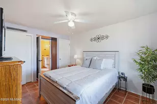 386 S La Canada Dr, Green Valley, AZ 85614 - Photo 14
