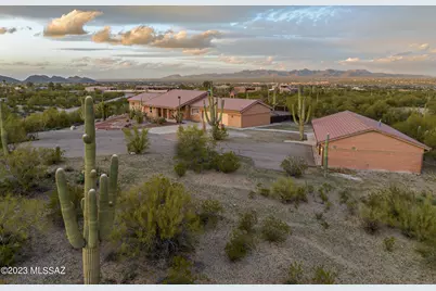 7102 W Ina Road, Tucson, AZ 85743 - Photo 1