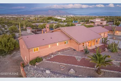 7102 W Ina Road, Tucson, AZ 85743 - Photo 4