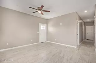 1304 S 5th Ave, Tucson, AZ 85713 - Photo 8