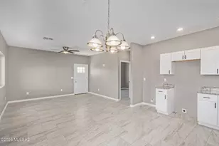 1304 S 5th Ave, Tucson, AZ 85713 - Photo 10