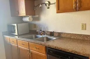 818 S Langley Ave, Tucson, AZ 85710 - Photo 18