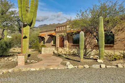 10451 E Plumeria Road, Tucson, AZ 85749 - Photo 4