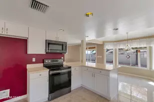 10601 N Camino Rosas Nuevas, Tucson, AZ 85737 - Photo 8