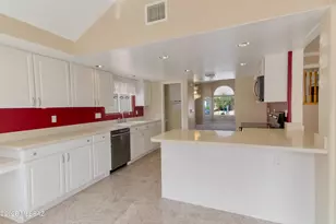 10601 N Camino Rosas Nuevas, Tucson, AZ 85737 - Photo 10