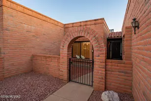 8563 N Candlewood Loop, Tucson, AZ 85704 - Photo 6