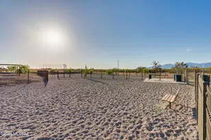 10233 E Encinas Trail, Tucson, AZ 85747 - Photo 48