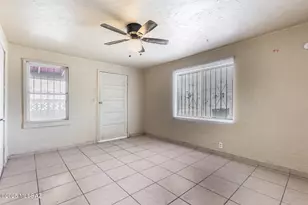 320 E 29th St, Tucson, AZ 85713 - Photo 36