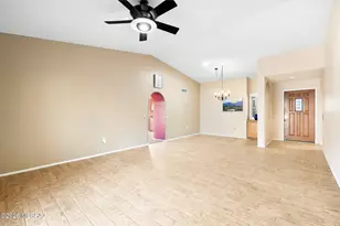 1631 E Firefly Ct, Oro Valley, AZ 85755 - Photo 12