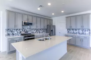 12742 E Lauren Cyn Pl, Vail, AZ 85641 - Photo 32