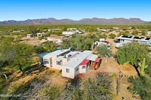 2848 S Desert Rose Dr, Tucson, AZ 85735 - Photo 2