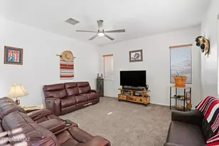 7063 W Autumn Dew Ct, Tucson, AZ 85743 - Photo 16