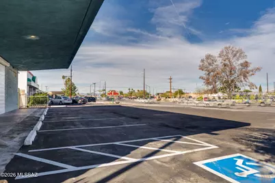6470 E 22nd Street, Tucson, AZ 85710 - Photo 10