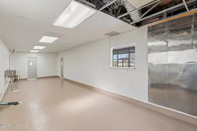 6470 E 22nd Street, Tucson, AZ 85710 - Photo 32