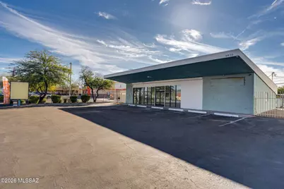 6470 E 22nd Street, Tucson, AZ 85710 - Photo 2