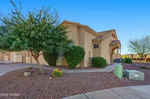 459 W Moorwood St, Green Valley, AZ 85614 - Photo 2
