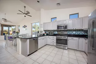 9990 N Scarlet Ranges Ln, Tucson, AZ 85743 - Photo 6