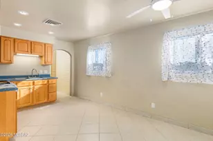 1941 S Cloverland Ave, Tucson, AZ 85711 - Photo 6