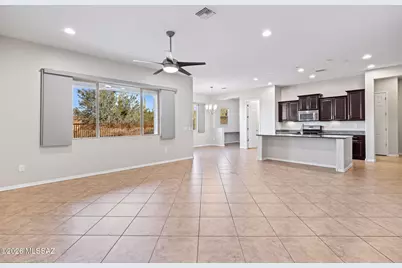 6492 W Whispering Windmill Lane, Marana, AZ 85658 - Photo 6