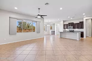 6492 W Whispering Windmill Ln, Marana, AZ 85658 - Photo 6