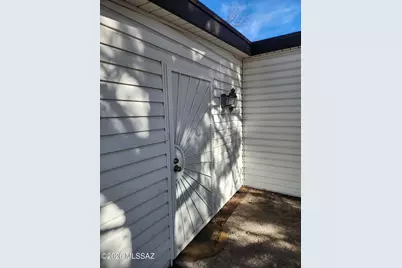 7028 N Starview Drive, Tucson, AZ 85741 - Photo 2