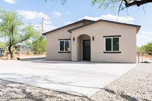 165 Colima Ct, Rio Rico, AZ 85648 - Photo 1