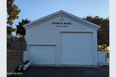 568 N Las Flores Drive, Oracle, AZ 85623 - Photo 2