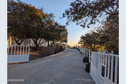 568 N Las Flores Drive, Oracle, AZ 85623 - Photo 4