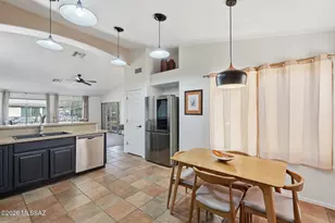 1885 E Cliff Swallow Trail, Green Valley, AZ 85614 - Photo 12