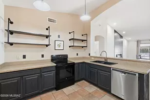 1885 E Cliff Swallow Trail, Green Valley, AZ 85614 - Photo 10