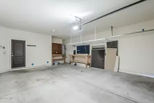 8847 N Moonfire Dr, Tucson, AZ 85743 - Photo 32