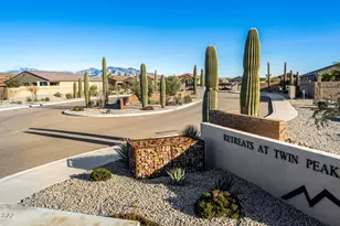 5566 W Lazy Farm Dr, Oro Valley, AZ 85742 - Photo 2